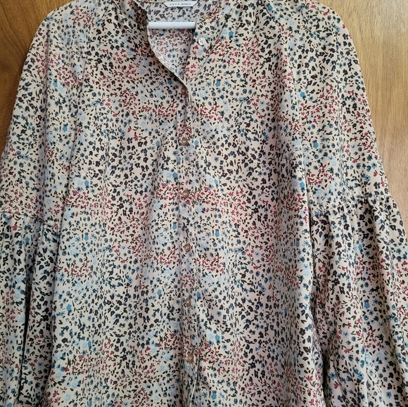 Flowers blouse - Picture 2 of 4